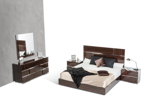 32  Ebony Lacquer Veneer Mdf And Steel Dresser By Homeroots For Sale - Image 2
