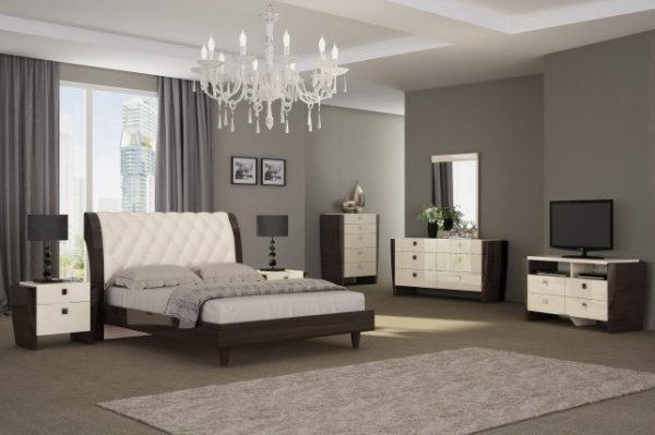 4Pc California King Modern Beige High Gloss Bedroom Set By Homeroots on Sale